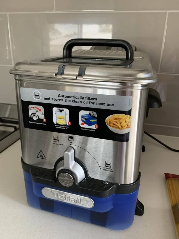 view of our own purchase testing tefal oleoclean pro electric deep fryer australia unboxing package arrival several weeks to months