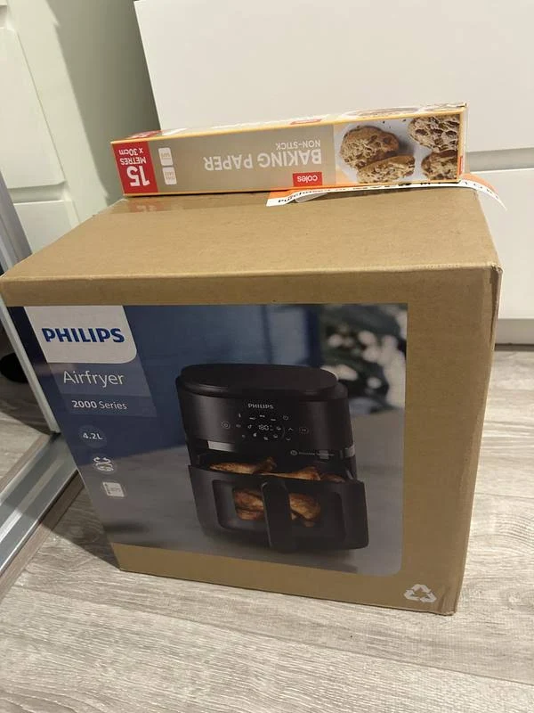 view of our own purchase testing philips 2000 series 4.2l air fryer small air fryer australia unboxing package arrival several weeks to months