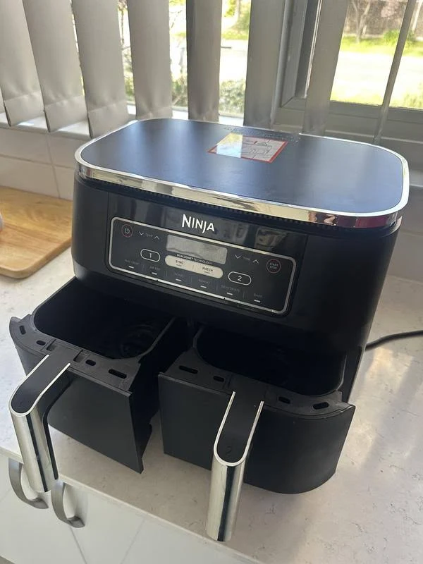 view of our own purchase testing ninja foodi dual zone air fryer af300 dual air fryer australia unboxing package arrival several weeks to months